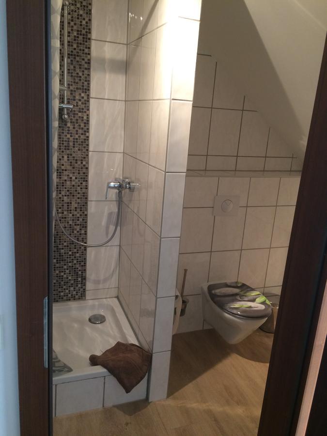 Pension Zum Alten Gasthaus Haensel Krauschwitz Bagian luar foto